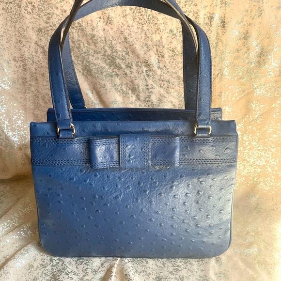 Barely worn KATE SPADE NAVY LEATHER BOW SHOULDER HANDBAG!! - Picture 2 of 7